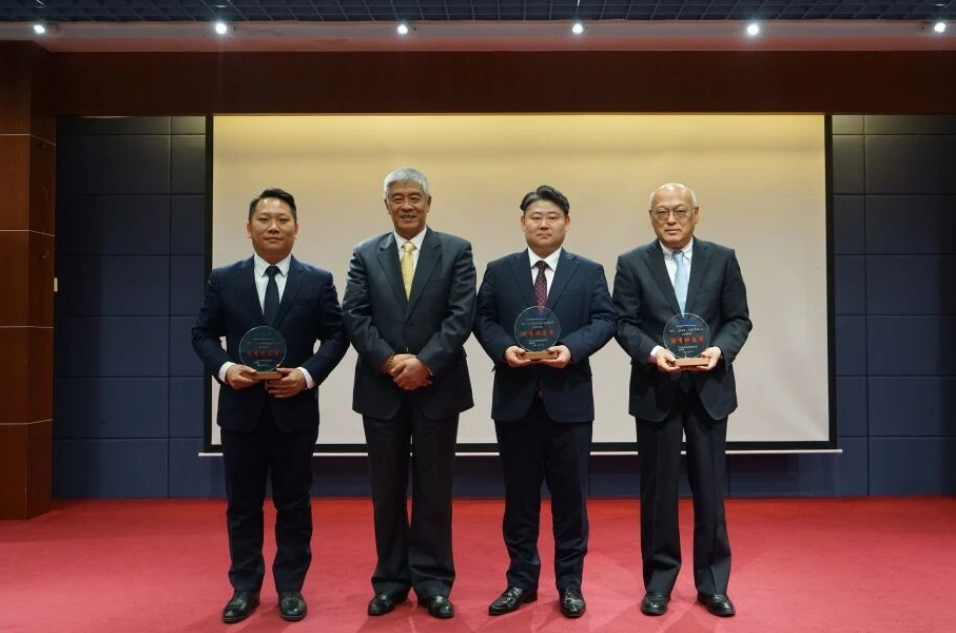 十八載同行，感恩信賴｜力源科技榮獲客戶頒發(fā)"優(yōu)秀供應商"稱號